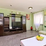 Awesome In Σπίτι διακοπών Veli Lošinj